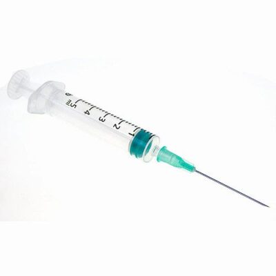 5ml syringe with 0.8x40mm needle for deep intramuscular injections
